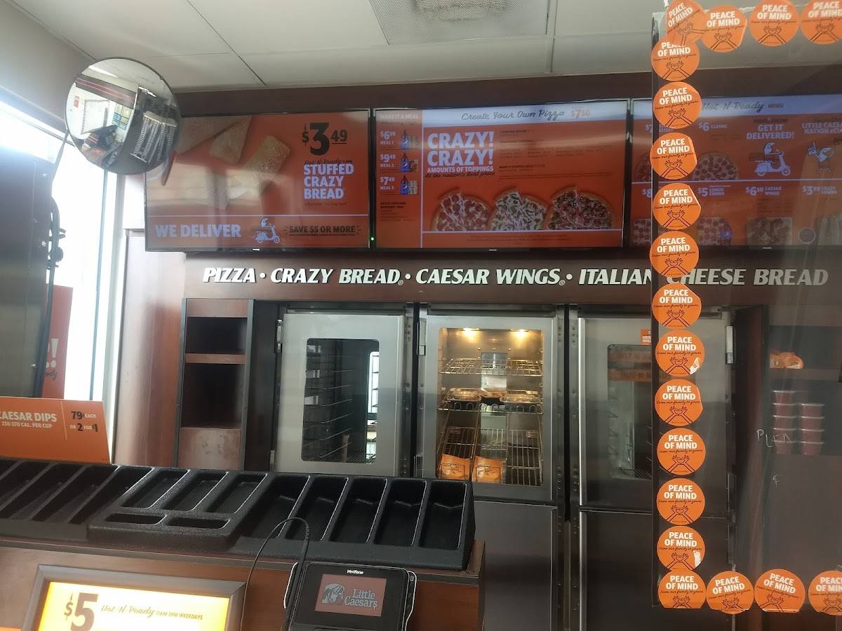 Little Caesars Pizza restaurant in Seaside - photo 5