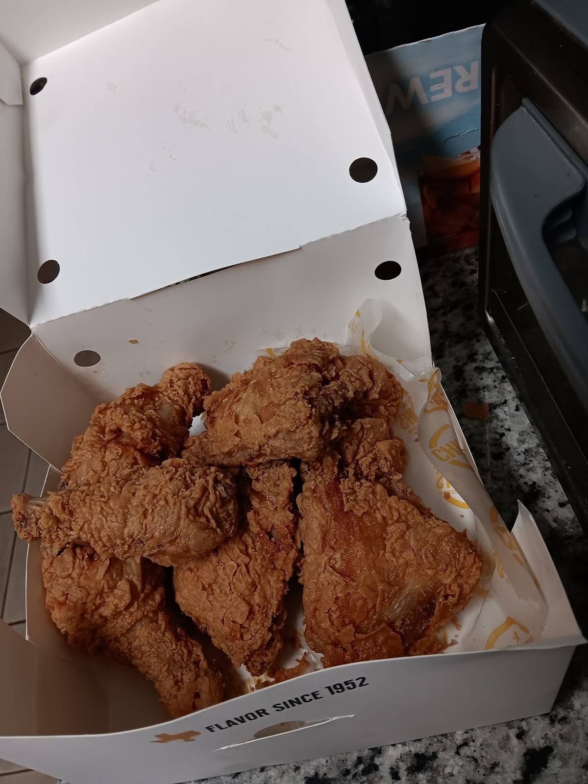 Church's Texas Chicken restaurant in San Antonio - photo 5