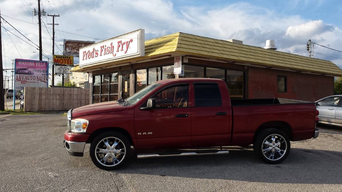 Fred's Fish Fry restaurant in San Antonio - photo 5