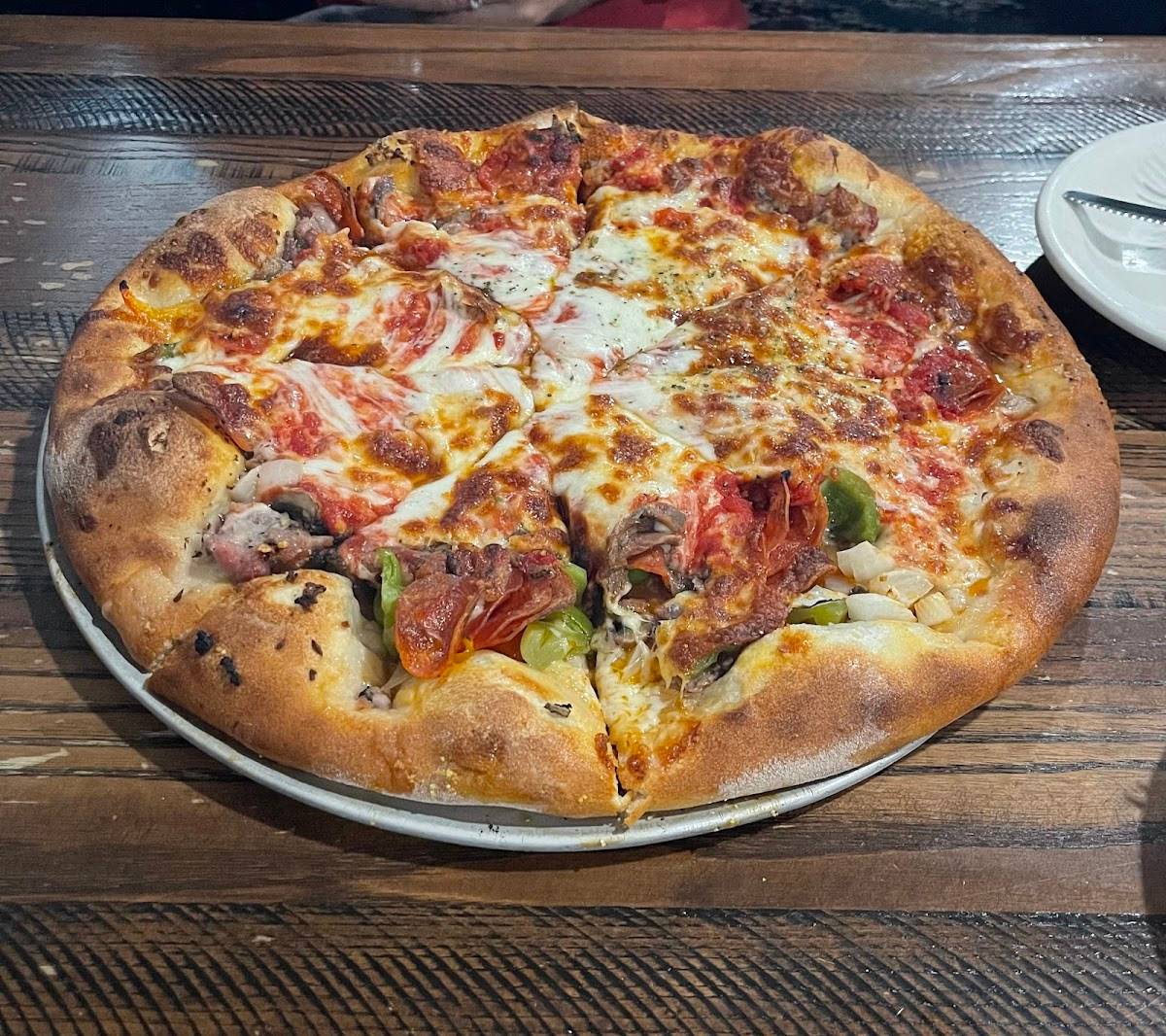 Santarpio's Pizza restaurant in Boston - photo 4