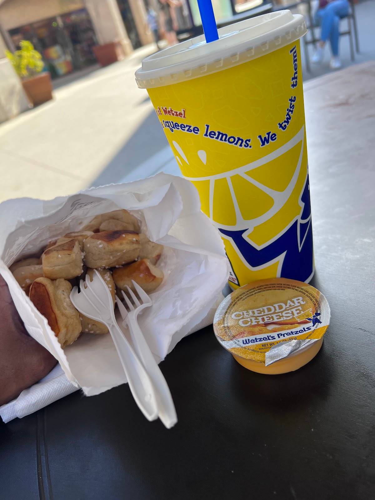 Wetzel's Pretzels restaurant in San Diego - photo 3