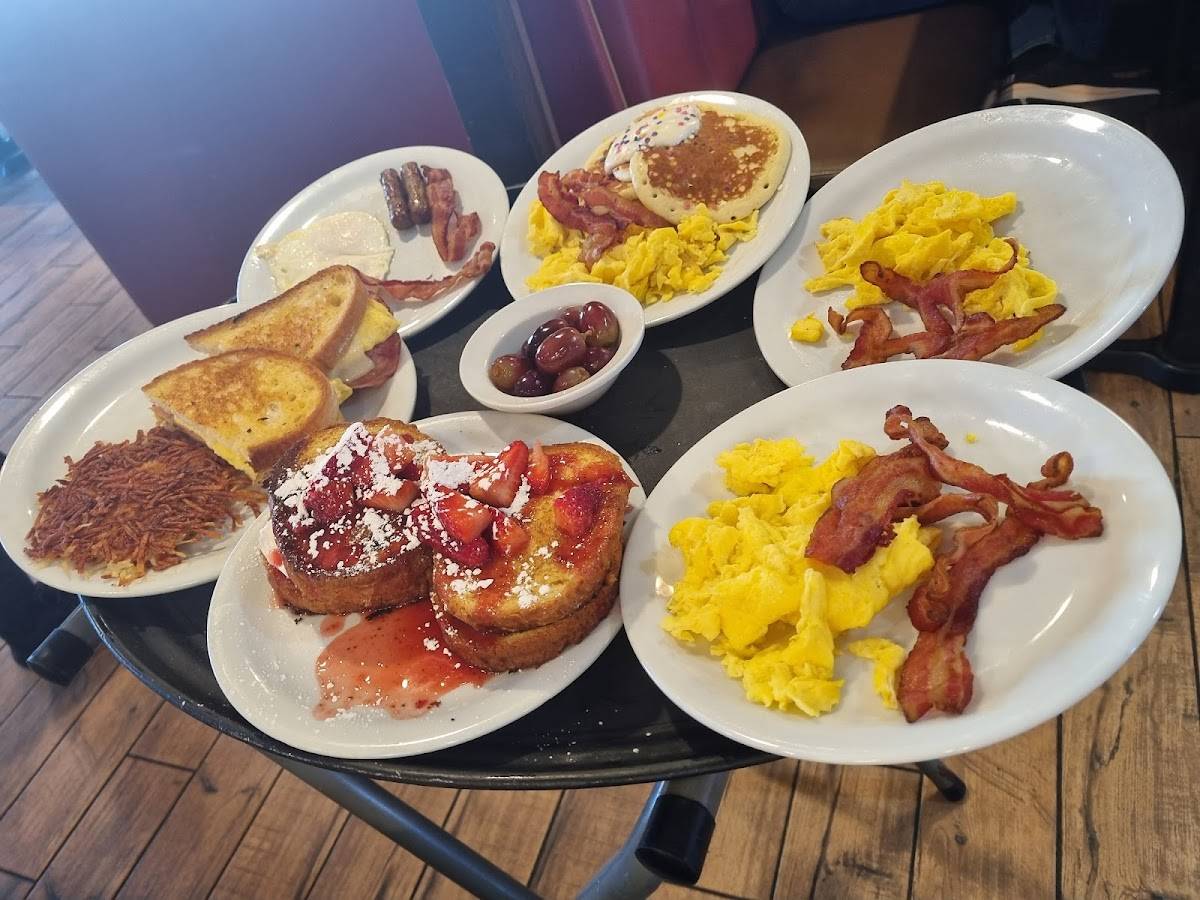 Denny's restaurant in San Diego - photo 3