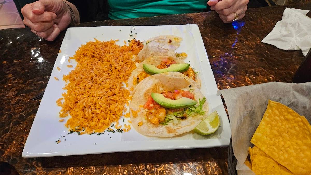 Puerto Vallarta Mexican Bar & Grill restaurant in Islamorada - photo 5
