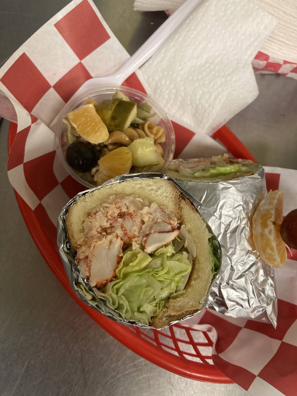 Lobster Shack restaurant in Islamorada - photo 2