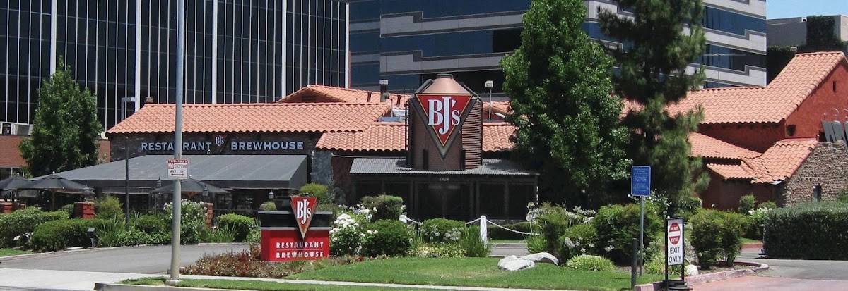 BJ's Restaurant & Brewhouse restaurant in Los Angeles - main photo