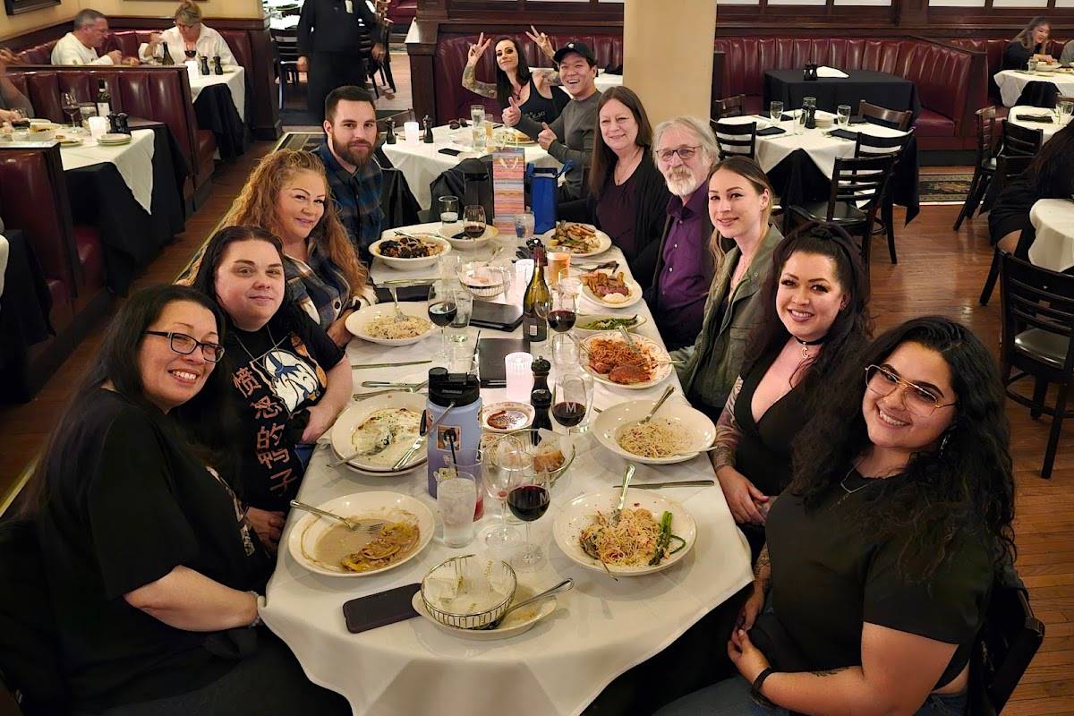 Maggiano's Little Italy restaurant in Los Angeles - photo 3