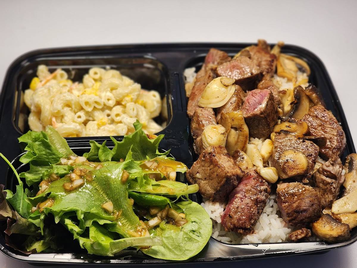 Deli & Bop restaurant in Honolulu - photo 2