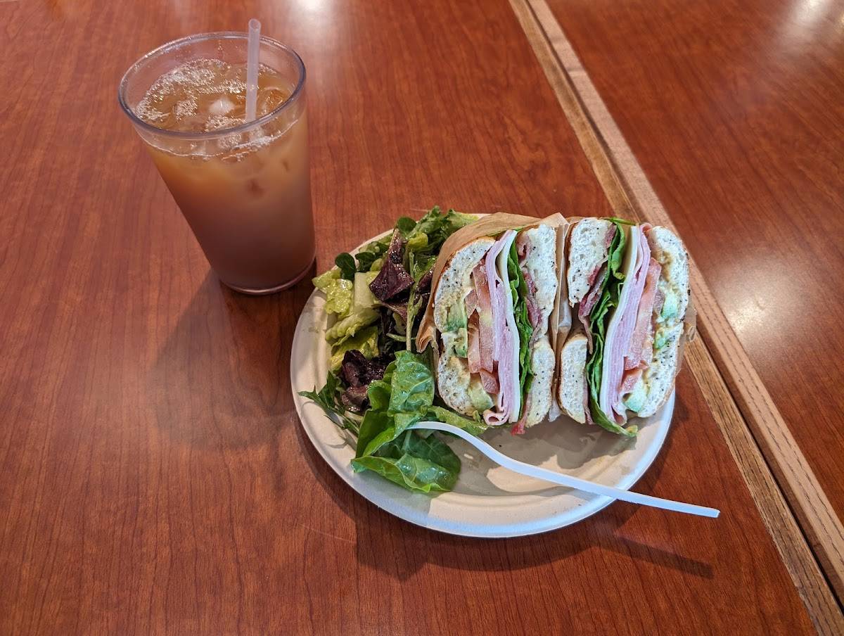 Deli & Bop restaurant in Honolulu - photo 3