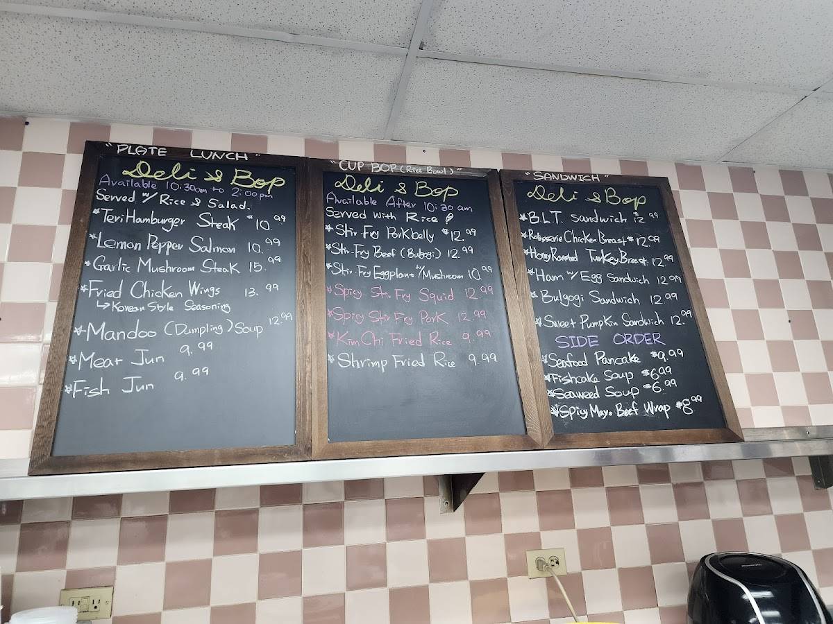 Deli & Bop restaurant in Honolulu - photo 4