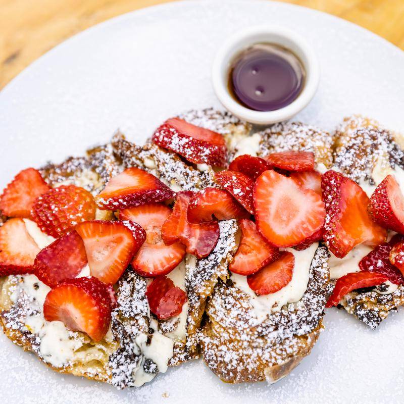Toast Bakery Cafe restaurant in Los Angeles - photo 2