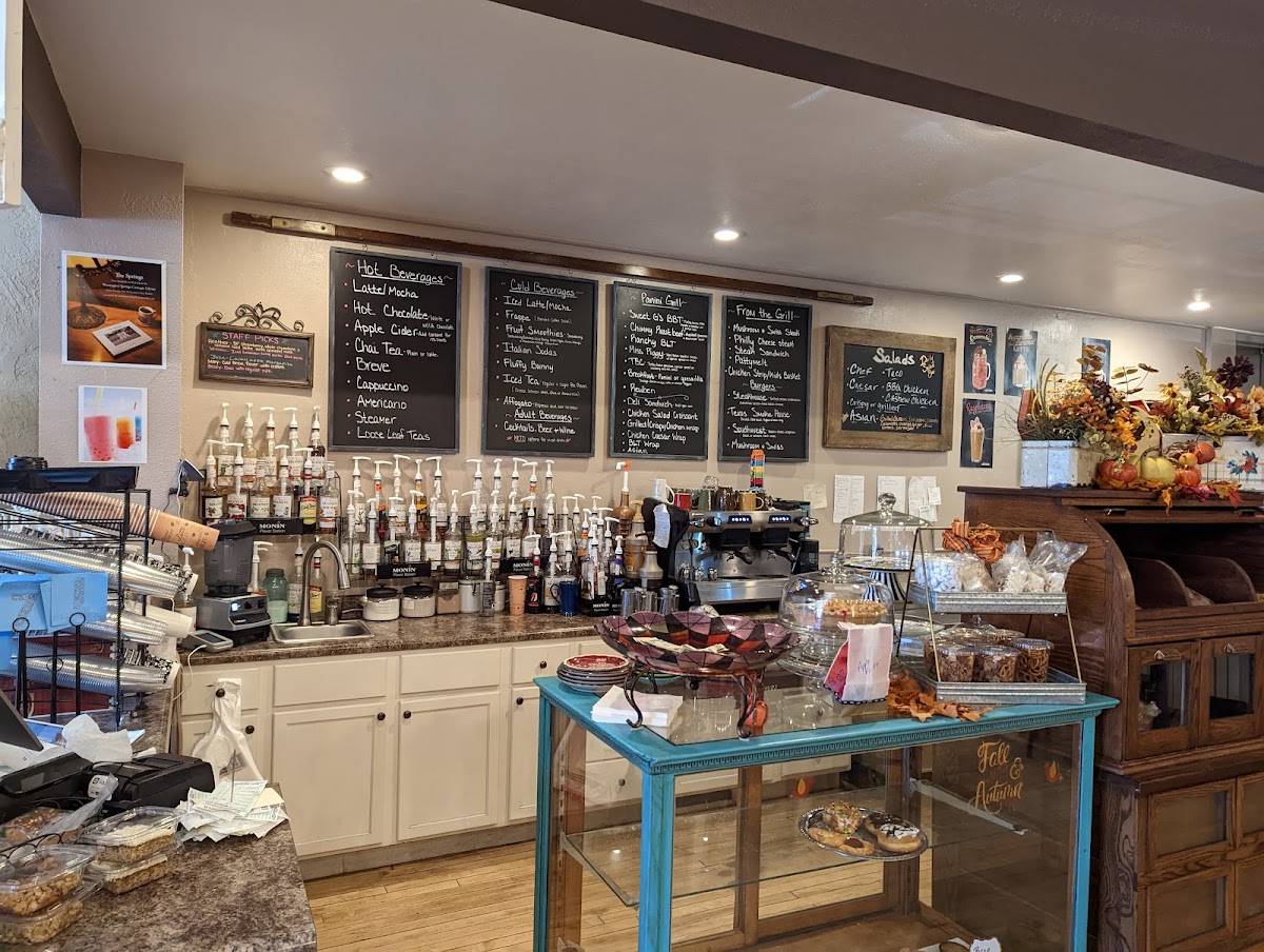 Sweet Grass restaurant in Wessington Springs - photo 3
