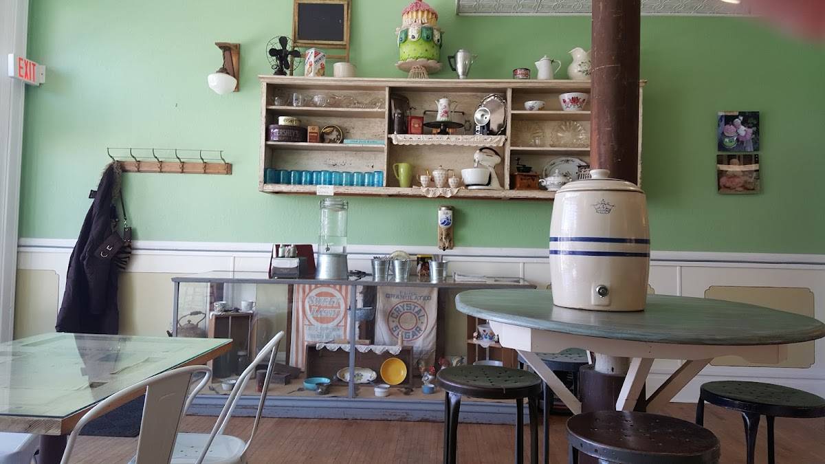 Pure Bliss Bakery & Cafe restaurant in Pierre - photo 3