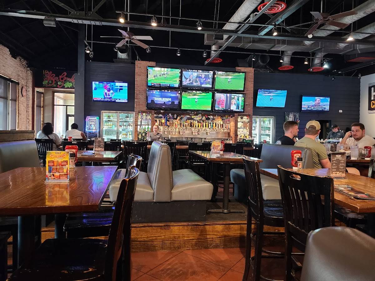 Brick and Forge Taproom restaurant in Conway - photo 5
