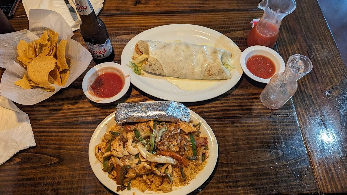 Serranos Mexican Grill restaurant in Conway - photo 5