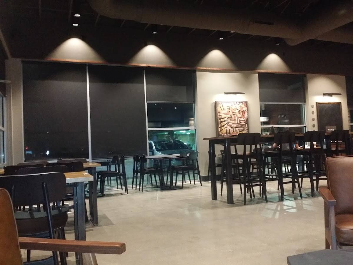 Starbucks restaurant in Conway - photo 5