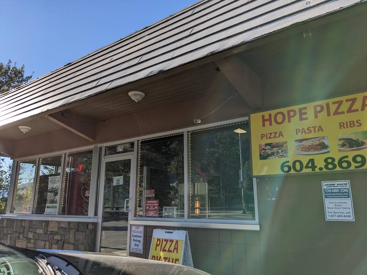 Hope Pizza Place Ltd. restaurant in Hope - photo 5