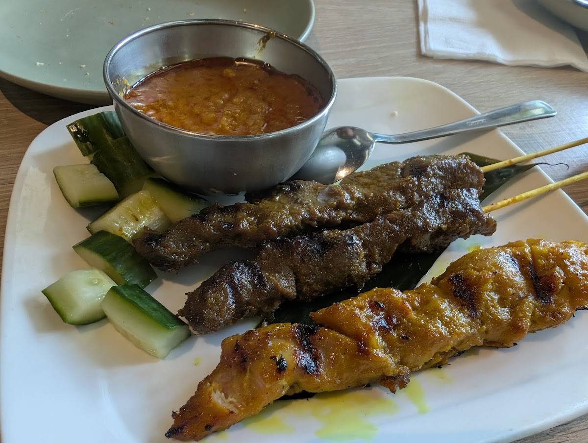 Banana Leaf Original (Broadway & Oak) restaurant in Vancouver - photo 4