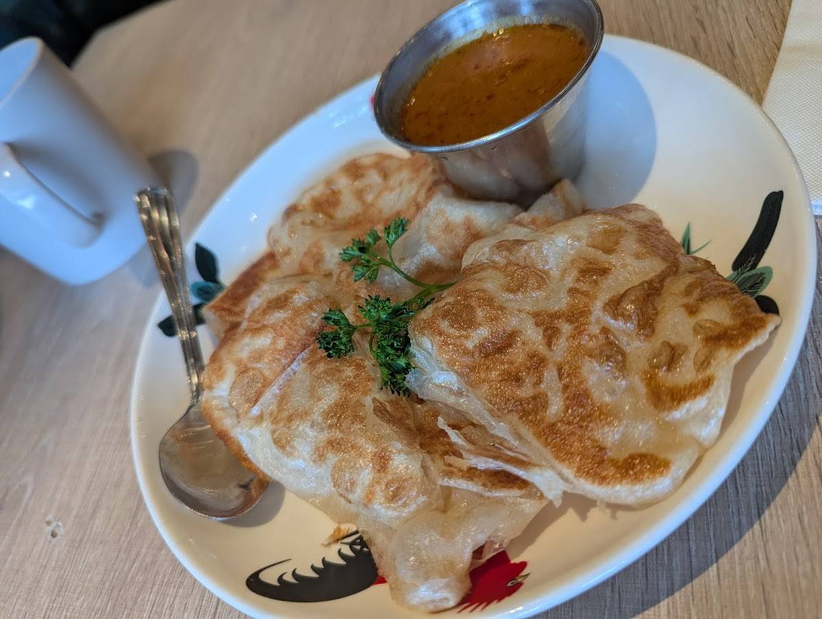 Banana Leaf Original (Broadway & Oak) restaurant in Vancouver - photo 5