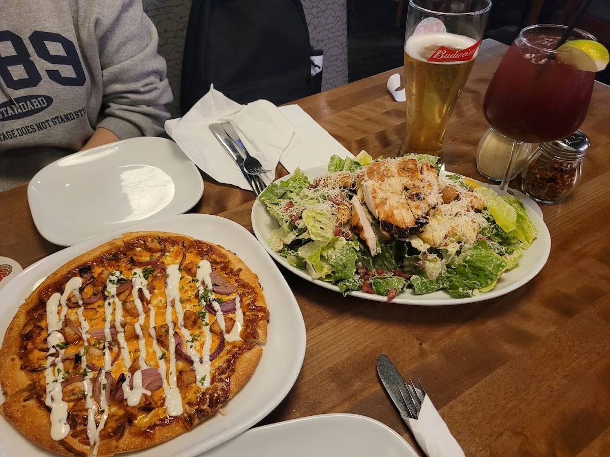 Boston Pizza restaurant in Vancouver - photo 5