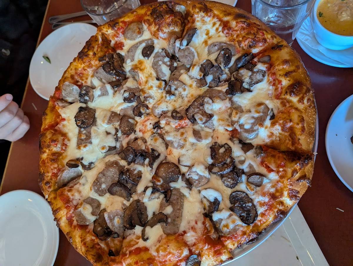Mambo Italiano Cafe restaurant in Bellingham - photo 4