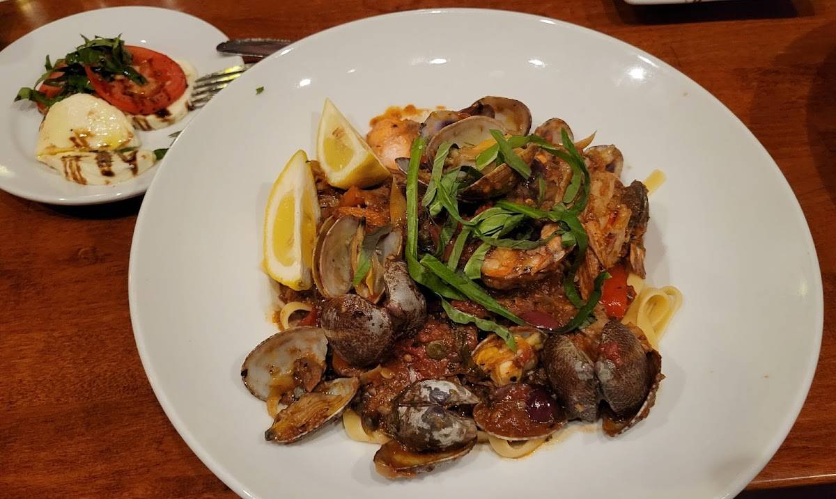 Mambo Italiano Cafe restaurant in Bellingham - photo 5