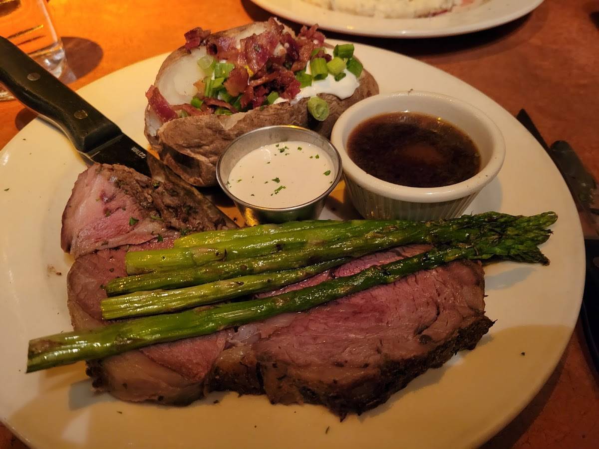 Dirty Dan Harris Steakhouse restaurant in Bellingham - photo 3
