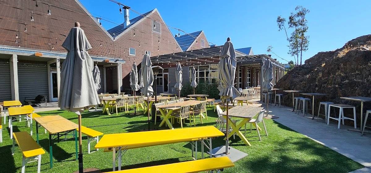 Rod & Hammer Rock restaurant in San Luis Obispo - photo 5