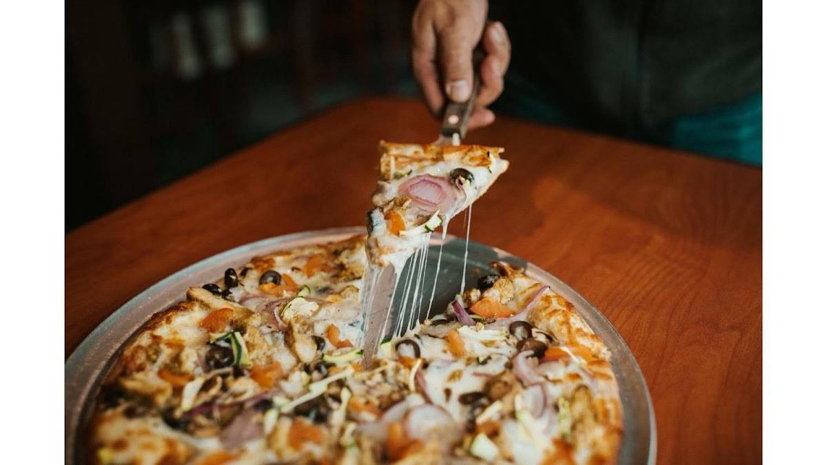 PiWhole Pizza restaurant in Nipomo - photo 2