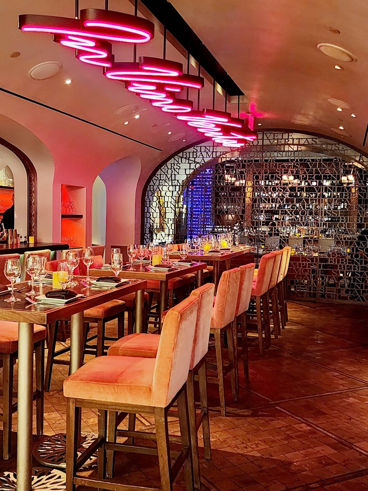 La Cave Wine and Food Hideaway restaurant in Las Vegas - photo 3