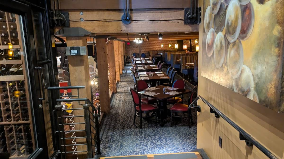 The Old Spaghetti Factory restaurant in San Diego - photo 5