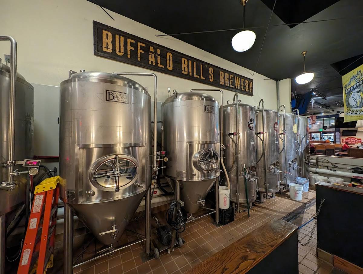 Buffalo Bill's Brewery restaurant in Hayward - photo 3