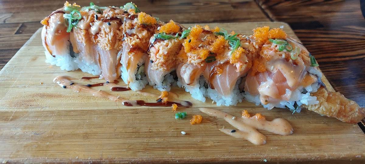 Rock & Roll Sushi restaurant in San Leandro - photo 3