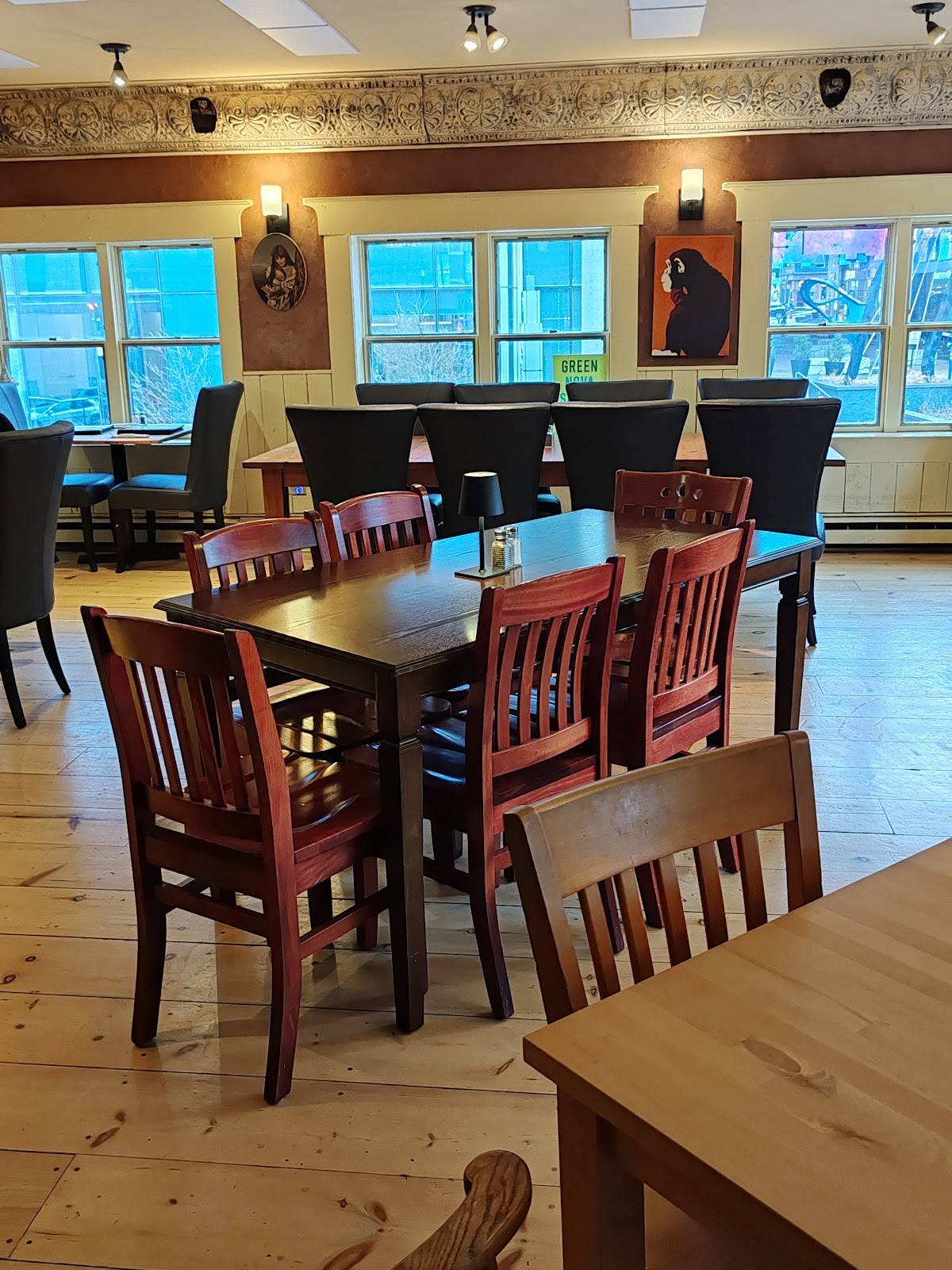 The Wooden Monkey restaurant in Halifax - photo 5