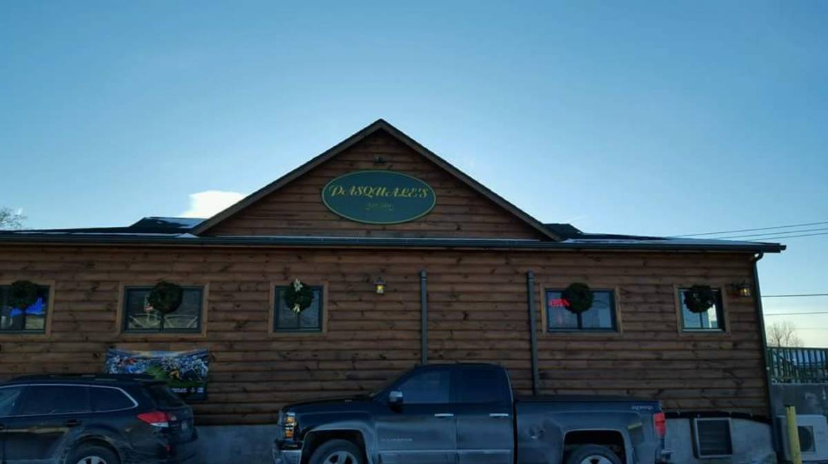 Pasquale's Restaurant And Bar restaurant in Peru - photo 3