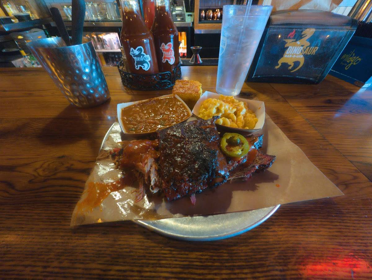 Dinosaur Bar-B-Que restaurant in Rochester - photo 3