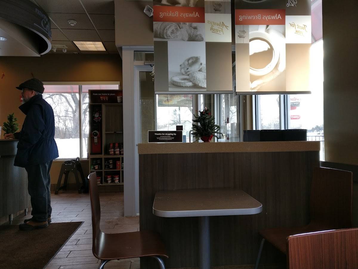 Tim Hortons restaurant in Rochester - photo 4