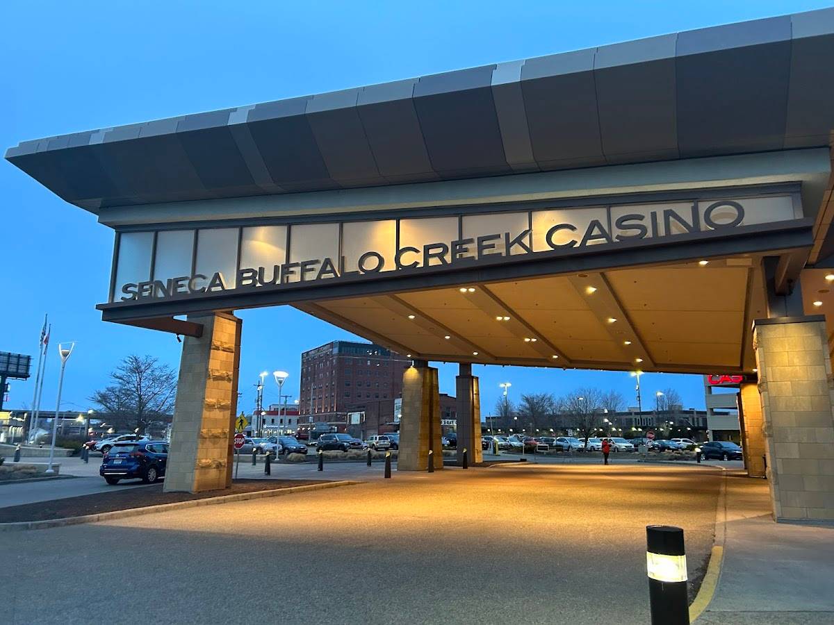 Seneca Buffalo Creek Casino restaurant in Buffalo - photo 4