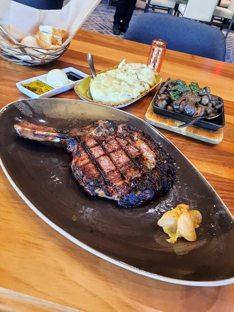 WD Bar & Grille restaurant in Buffalo - photo 3