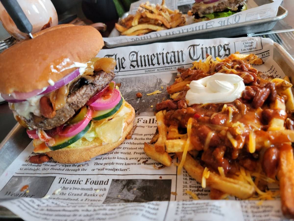 State Burger Co. restaurant in Bellefonte - photo 2