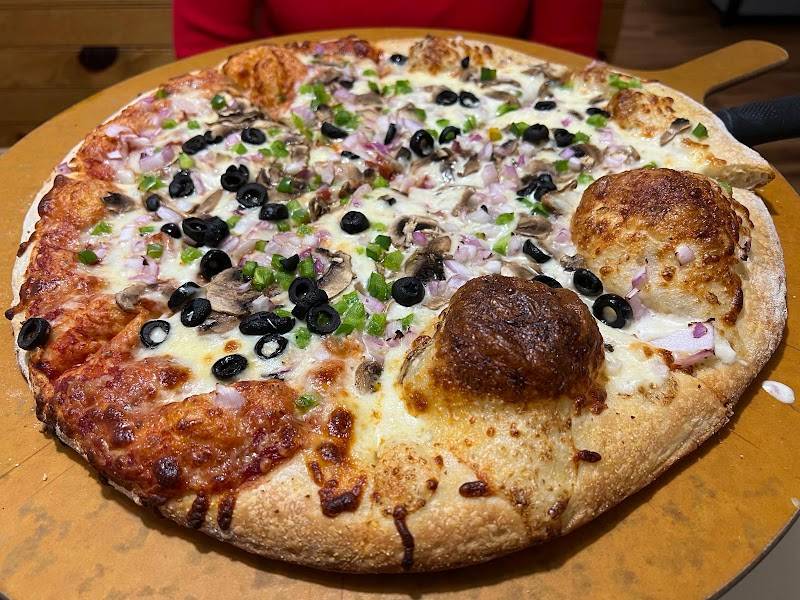 Pizza Mia restaurant in Bellefonte - photo 5