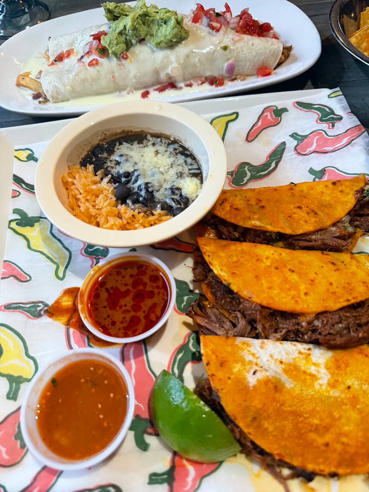 Plaza Mexican Bar & Grill restaurant in State College - photo 3
