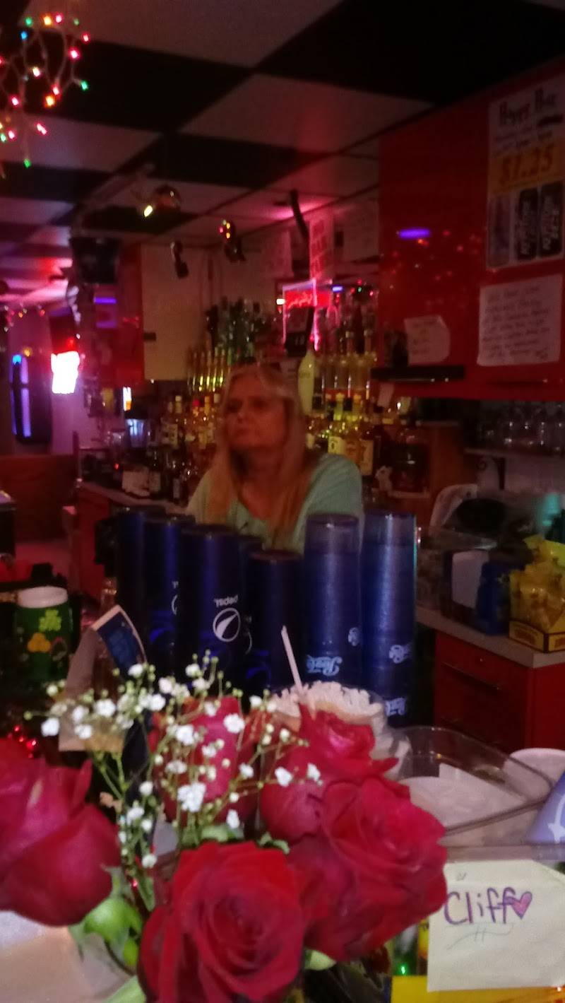 C & T Sports Pub & Grill restaurant in Hagerstown - photo 3