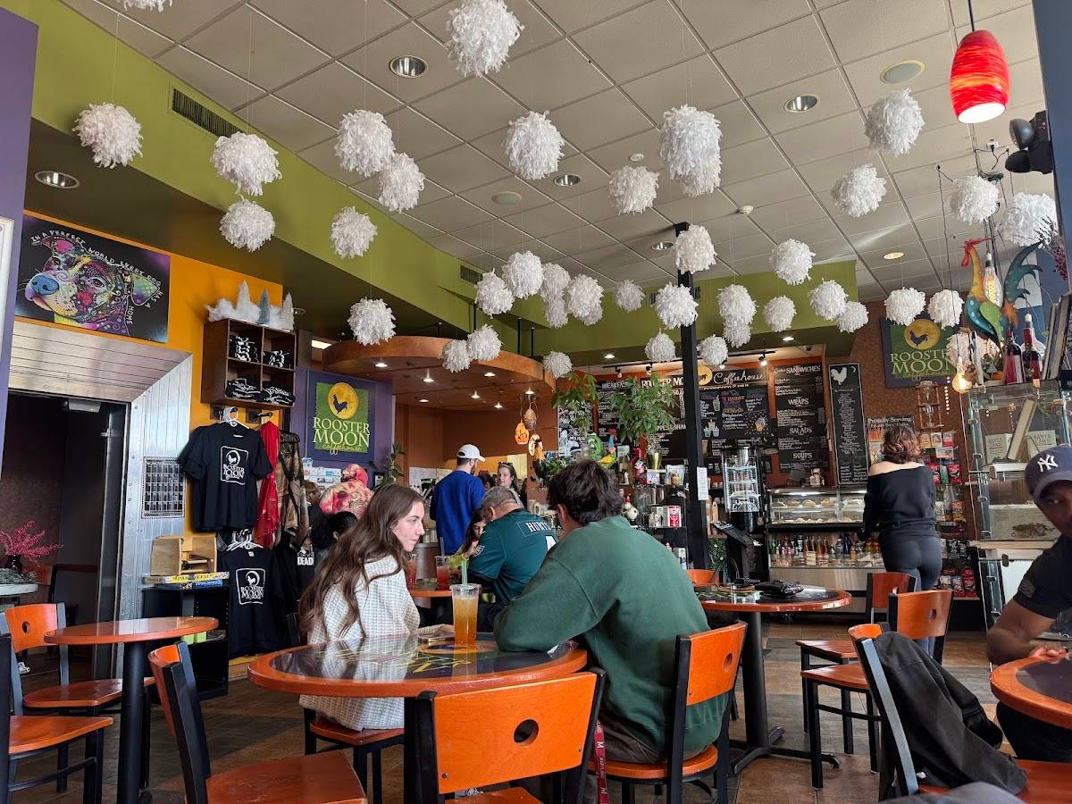 Rooster Moon Coffeehouse restaurant in Hagerstown - photo 3