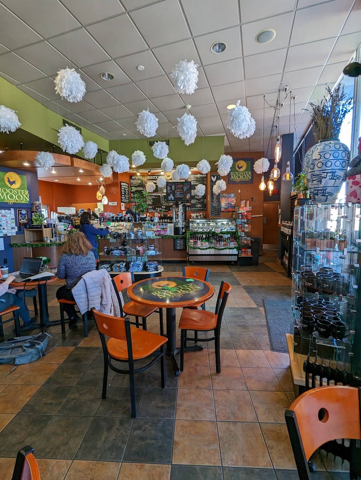 Rooster Moon Coffeehouse restaurant in Hagerstown - photo 4