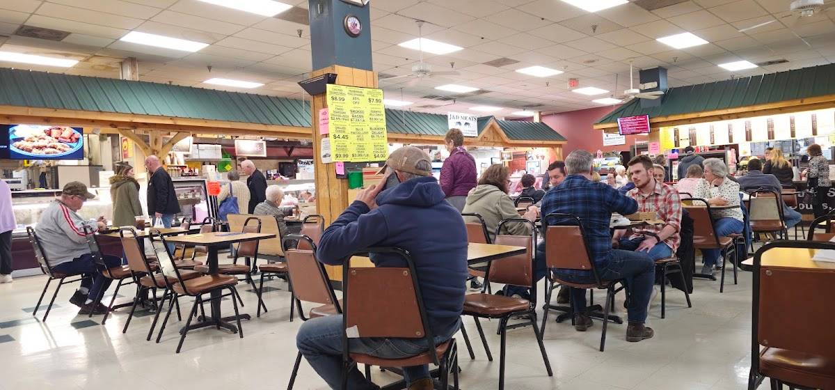 Pennsylvania Dutch Market restaurant in Hagerstown - photo 2