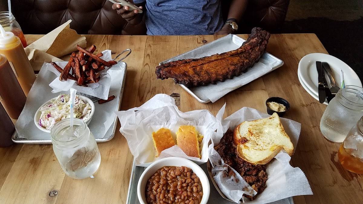 Pride and Joy BBQ restaurant in Miami - photo 2