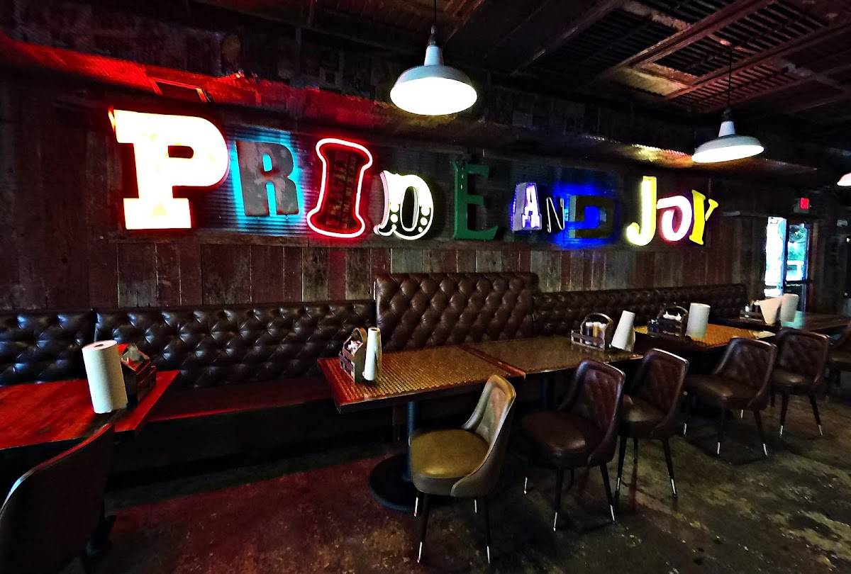 Pride and Joy BBQ restaurant in Miami - photo 4