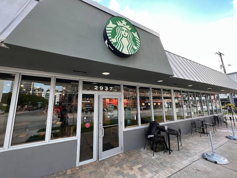Starbucks restaurant in Miami - photo 3