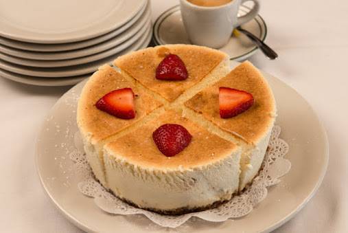 Carmine's - Upper West Side restaurant in New York - photo 4