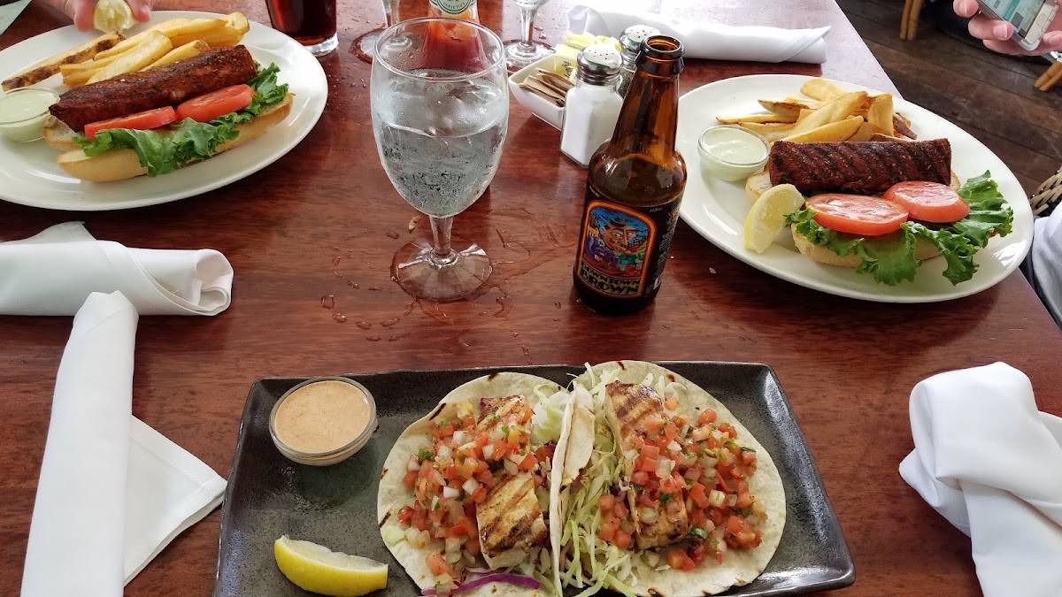 Haleiwa Joe's restaurant in Haleiwa - photo 2